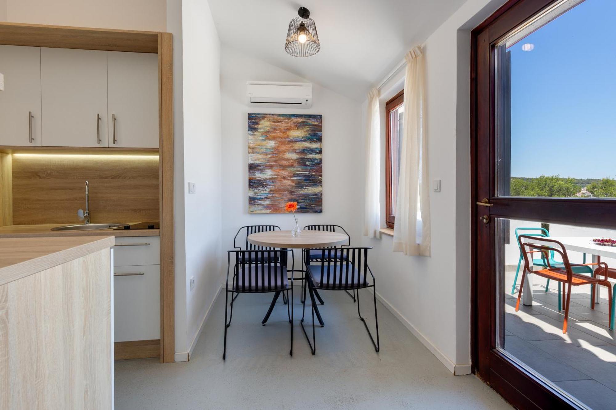 Apartments Jezera Lovisca Eksteriør billede
